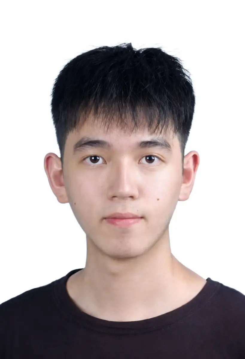 韩宇证件照