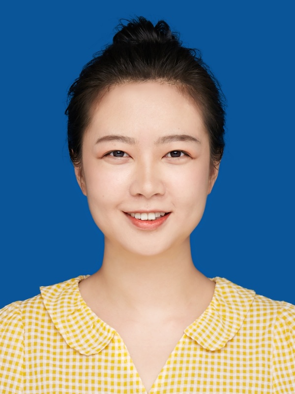 单婵老师证件照